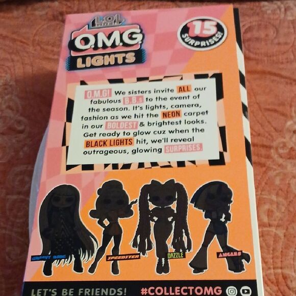 L.O.L. Surprise! O.M.G. Lights Doll with Pink and Black Outfit - Picture 4 of 6